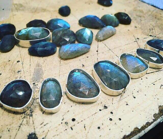 Stone Setting 1 - Bezels | Evenings